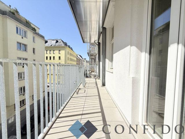 Sonnige 2 Zimmerwohnung mit Balkon PROJEKT KLEISTGASSE Sanierungsbedürftige Altbauwohnungen mir Charme und Potenzial!