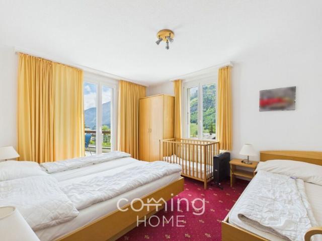 Sonnige 3.5 Zimmerwohnung in Leukerbad mit Bergsicht und Balkon