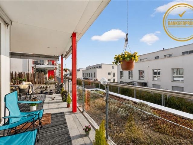 Sonnige 3.5 Zimmer Gartenwohnung mit Balkon und grossem Gartensitzplatz