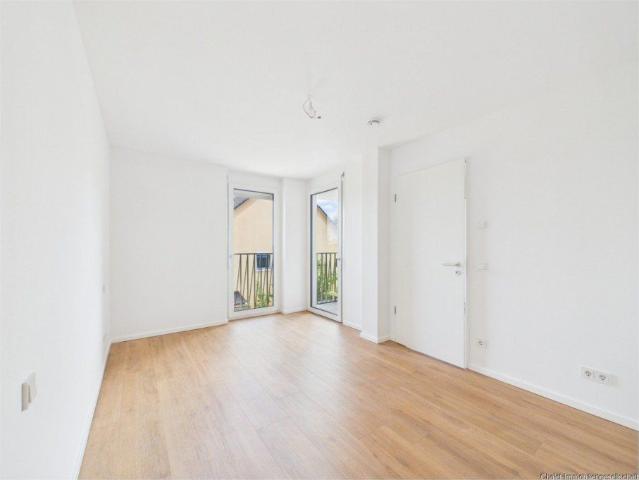 Stillvolle Erdgeschosswohnung mit hochwertiger Vollmöblierungim begehrten FRIENDS Tower München