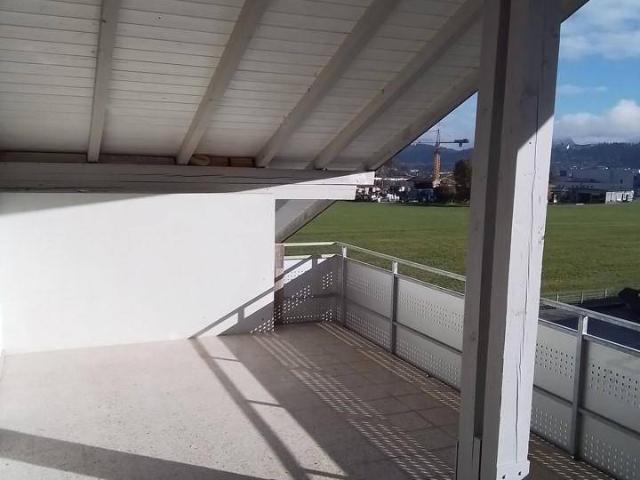 Sonnige 3 Zimmer Dachgeschosswohnung mit Terrasse