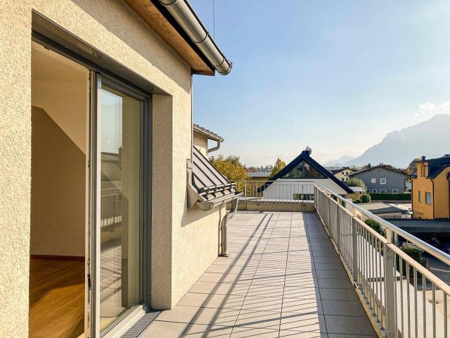 Sonnige 3 Zimmer Dachgeschosswohnung mit 81,90 m² in Himmelreich