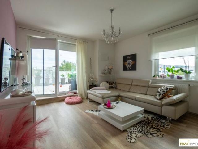 Sonnige 3 Zimmer DG Wohnung mit ca. 33 m² großer Dachterrasse direkt in Korneuburg