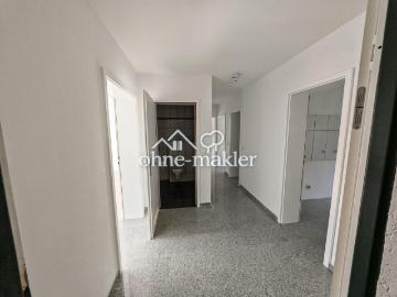 Sonnige 3 Zimmer Wohnung in GM Bernberg