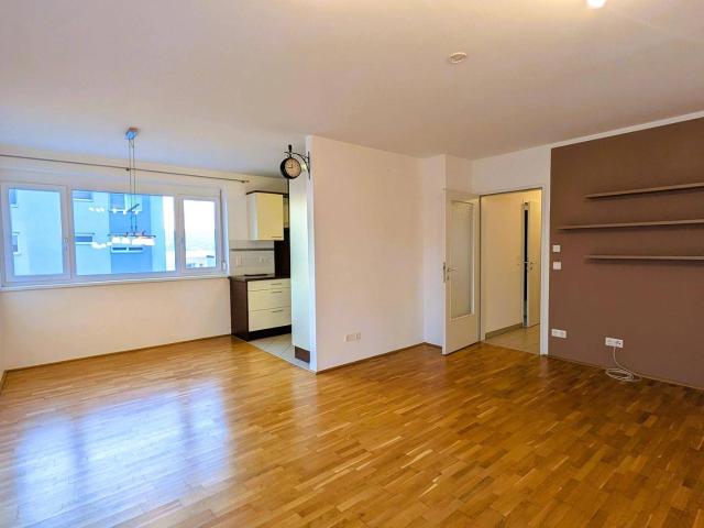 Sonnige 3 Zimmer Wohnung inkl. Garage Provisionsfrei