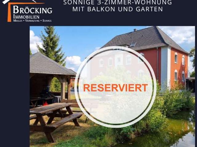 Sonnige 3 Zimmer Wohnung mit Balkon und Garten