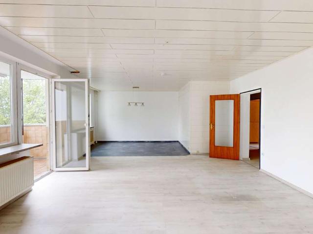 Sonnige 3 Zimmer Wohnung mit Balkon und freundlichem Wohnambiente