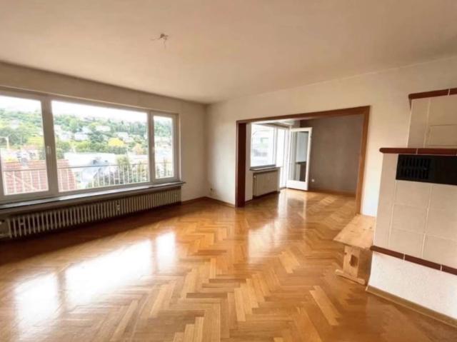 Sonnige 3 Zimmer Wohnung mit Balkon und Wintergarten in Bad Hersfeld