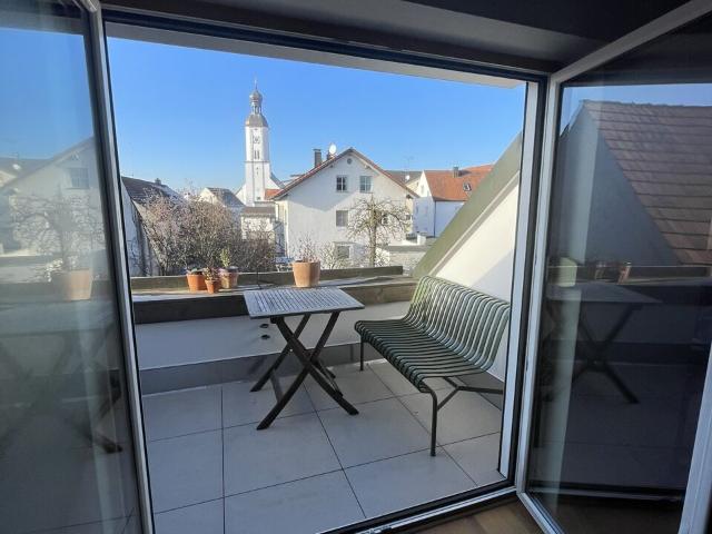 sonnige 3 Zimmer Wohnung mit Balkon zu verkaufen