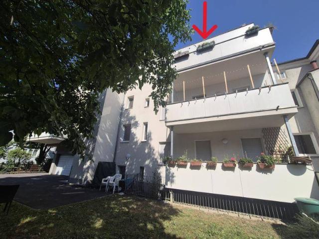 Sonnige 3 Zimmer Wohnung mit Balkon in Ruhelage, Nähe Kepler Universitätsklinikum und Südbahnhofmarkt, Parkplatz optional!
