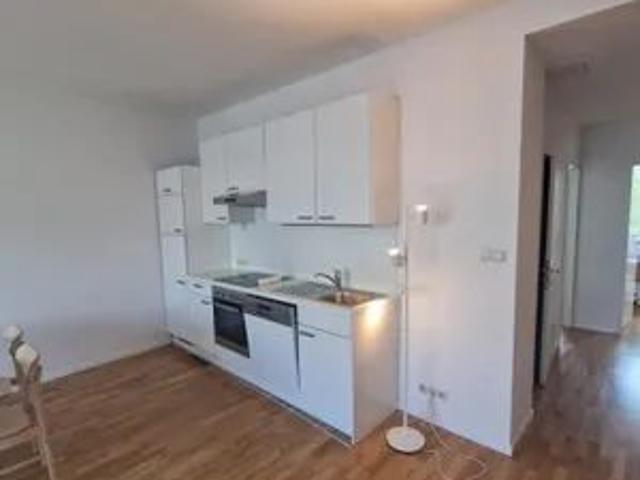 Sonnige 3 Zimmer Wohnung mit Blick auf den Naschmarkt im Herzen Wiens