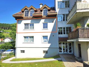 Sonnige 3 Zimmer Wohnung mit Carport und Grünblick