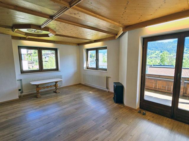 Sonnige 3 Zimmer Wohnung mit Stellplatz, Ellmau