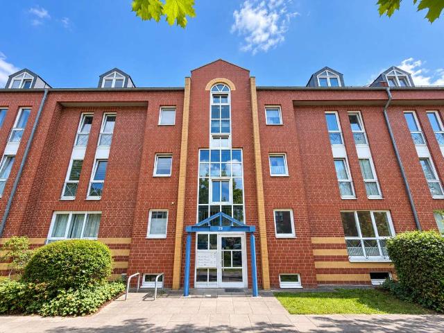 Sonnige 3 Zimmer Wohnung mit Südterrasse, Stellplatz und viel Potenzial in Hildesheim Itzum