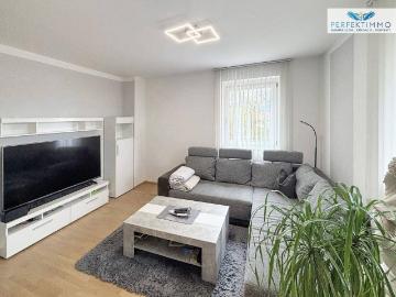 Sonnige 3 Zimmer Wohnung mit Westbalkon und TG Platz