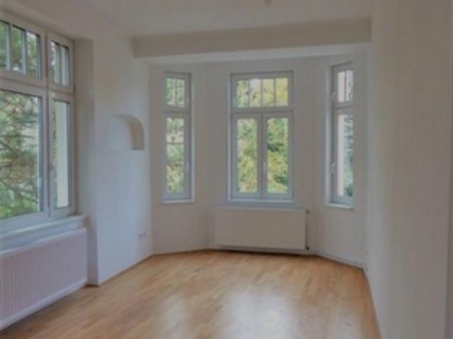 Sonnige 3 Zimmer Wohnung WG möglich