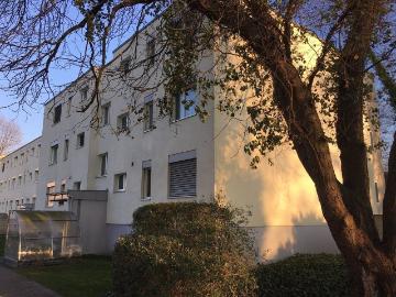 Sonnige 3 Zimmerwohnung an ruhiger Lage
