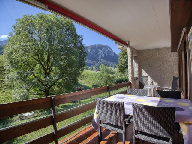 Sonnige 4,5 Zimmer Wohnung in der Nähe der örtlichen Annehmlichkeiten