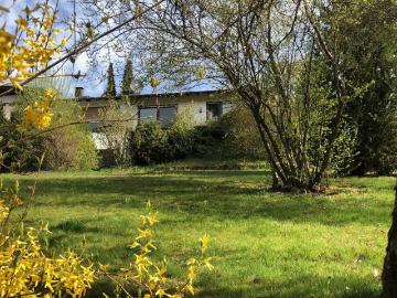 Sonnige 4,5 Zimmer Wohnung mit Küche und Wallbox für Ihr E Auto
