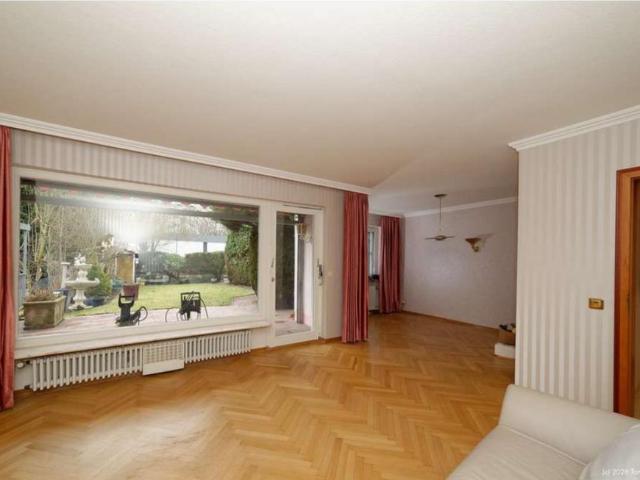 Sonniges 4 6 Zimmer RMH in bester Lage von Frankfurt Hausen