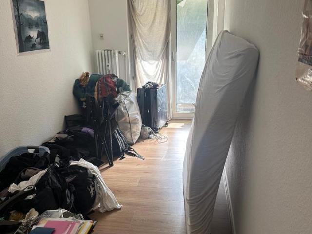 Sonniges 1 Zi. Appartment 13 qm in Nippes Hartwichstr. Terrasse