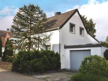 Sonniges Wohnen: charmantes EFH, 6 Zimmer, Einliegerwohnung möglich, großer Garten, Garage