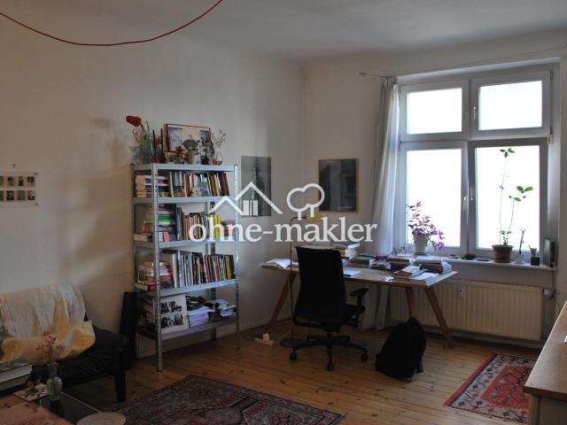 Sonniges Altbau Studio mit separatem Schlafzimmer Provisionsfrei