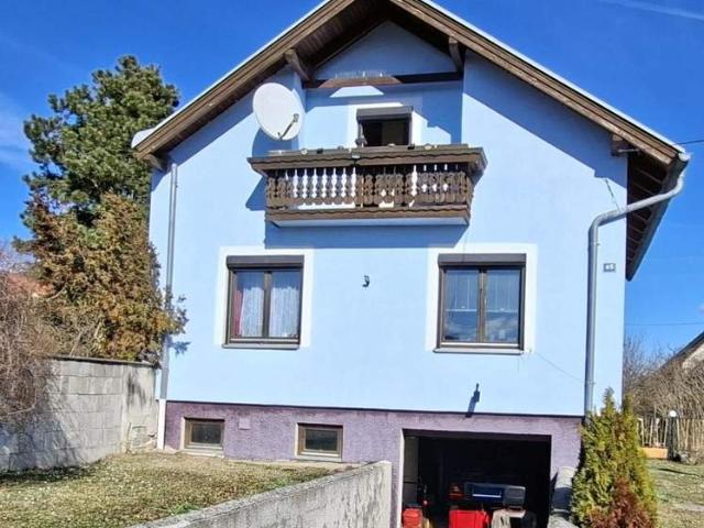 Sonniges Familienhaus mit großem Garten & Fernblick in Unterloisdorf