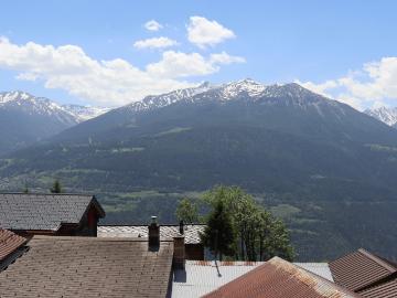Sonniges Ferienhaus mit Bergpanorama – Charme & moderne Gemütlichkeit