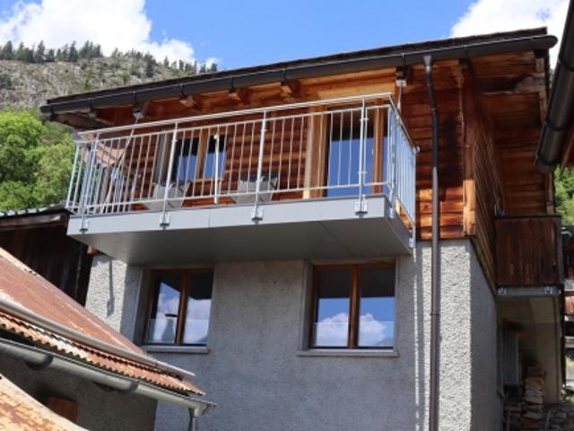 Sonniges Ferienhaus mit Bergpanorama – Charme & moderne Gemütlichkeit