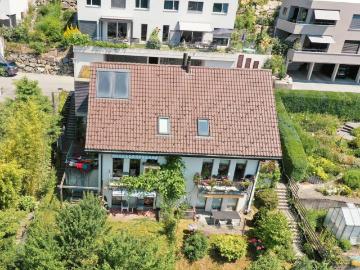 Sonniges Reiheneinfamilienhaus mit Bergblick