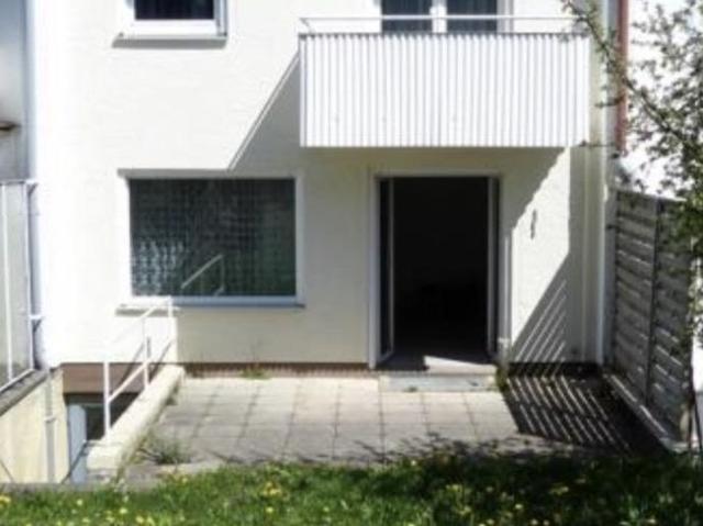 Sonniges Reihenmittelhaus mit Garten, Balkon & viel Potenzial in Waltenhofen Rauns