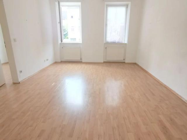 Sonniger Altbau Nähe Atzgersdorfer Kirchenplatz