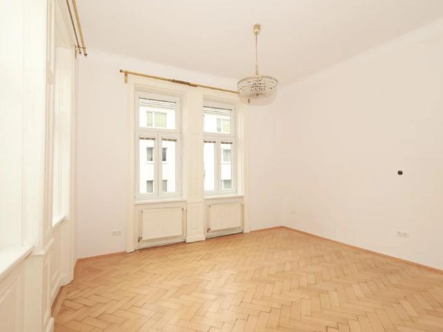 Sonniger Altbau Unbefristet