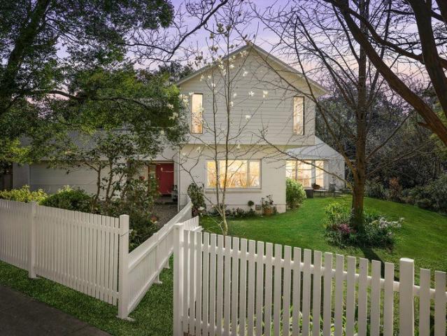 Soaring Ceilings, Established Gardens and 1,429sqm of Pure Possibility