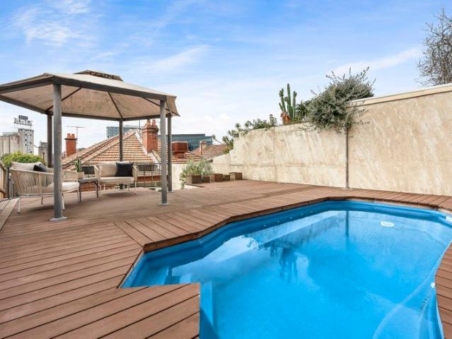 Soaring Riverside Entertainer with Views