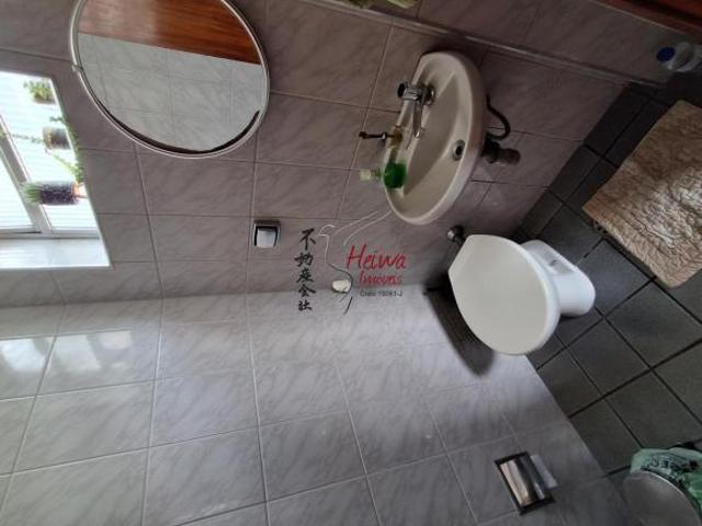 Sobradão 203m² de área útil R$ 600 mil Jardim Mangalot