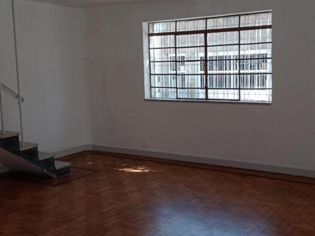 SOBRADO/03 DORMS/01 VAGAS/RUA MOXEI/LAPA BAIXO/REFORMADO/IMPERDÍVEL