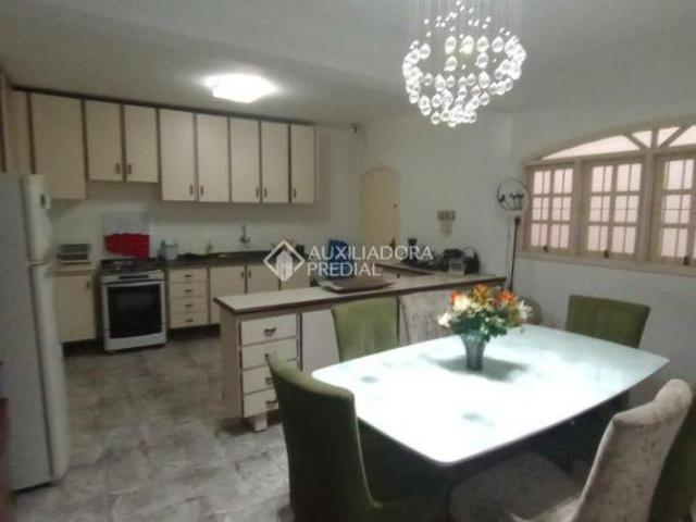 SOBRADO MAUÁ Á VENDA DE 199 M² CENTRO