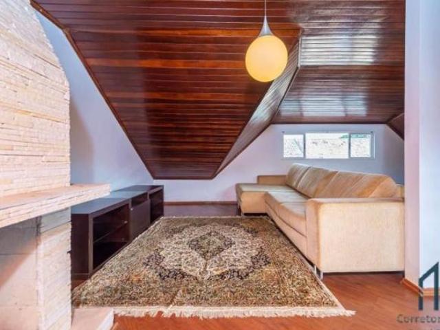 Sobrado Mobiliado com ático, 03 quartos c/suíte no Boqueirão/Hauer em Curitiba PR