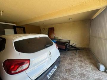Sobrado Mobiliado com Suíte Master, Edícula e Área Gourmet no Bairro Iguaçu Araucária PR