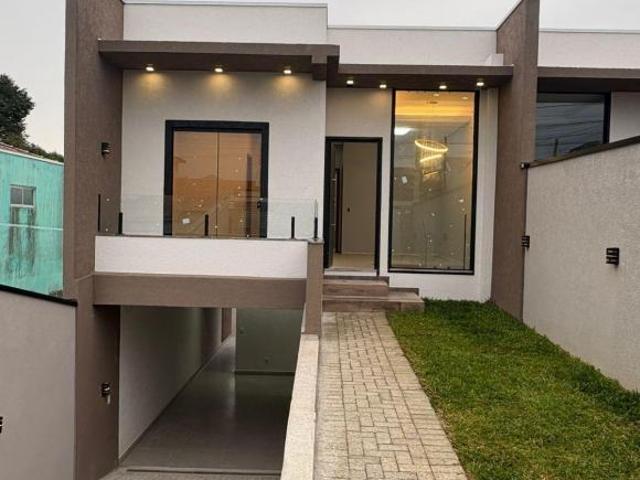 Sobrado Moderno de 120 m² com Terreno Amplo nos Fundos São Marcos, São José dos Pinhais
