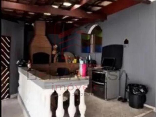 Sobrado na Mooca 200m2 2 dormitórios 3 banheiros 4 vagas de garagem