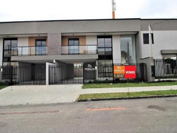 Sobrado Na Cidade Jardim Com 03 Quartos Sendo Um Com Suite