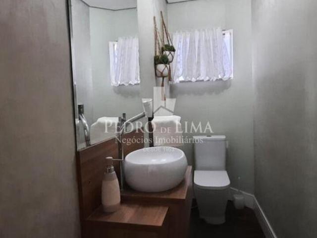 Sobrado na Penha com 120m², 4 Dormitórios, 1 Suíte e Piscina