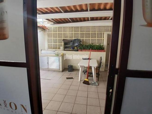 SOBRADO NA RUA CARDOSO DE ALMEIDA