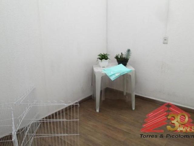 Sobrado na Vila Alpina,3 dormitórios,1 suíte,sala,cozinha americana,ar condicionado,quintal pequeno
