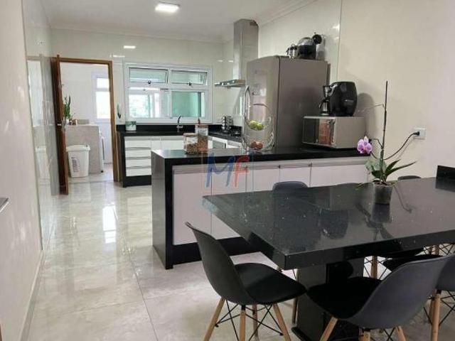 Sobrado na Vila Feliz, semi mobiliado com armários planejados, 3 quartos 1 suíte, sala, cozinha, c