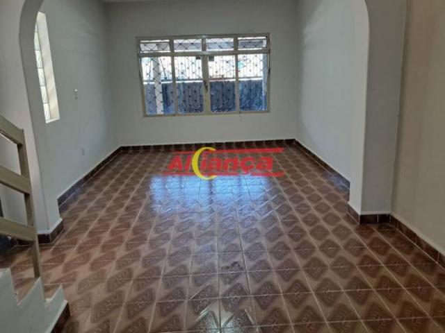 Sobrado no Bela Vista com amplo espaço interno