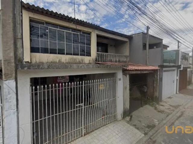Sobrado no Cajuru de 97 m² com 3 quartos